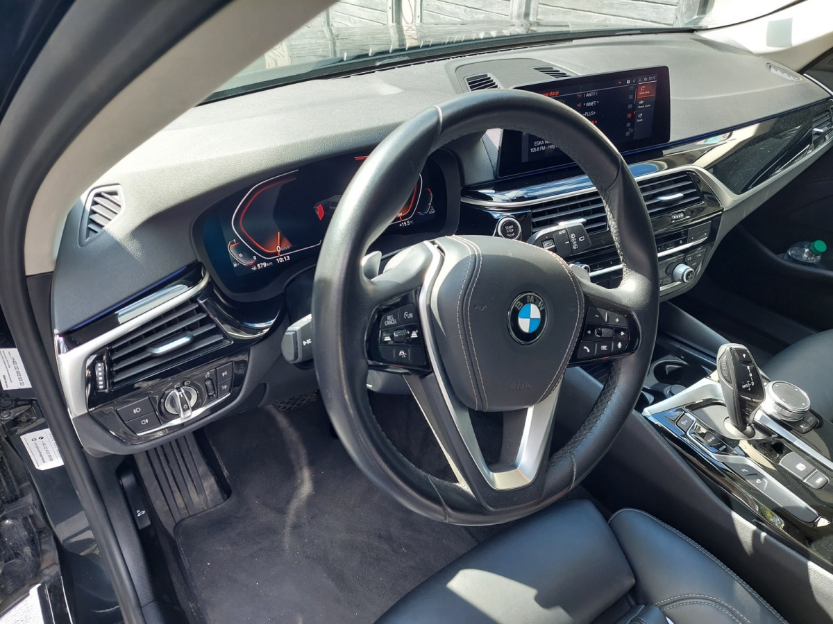 BMW 530I XDRIVE KOMBI - Autovettura: foto 5 BMW 530I XDRIVE KOMBI - Autovettura: foto 5