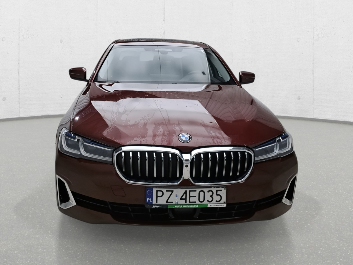 BMW 530d XDRIVE LIMOUSINE SEDAN - Autovettura: foto 4 BMW 530d XDRIVE LIMOUSINE SEDAN - Autovettura: foto 4