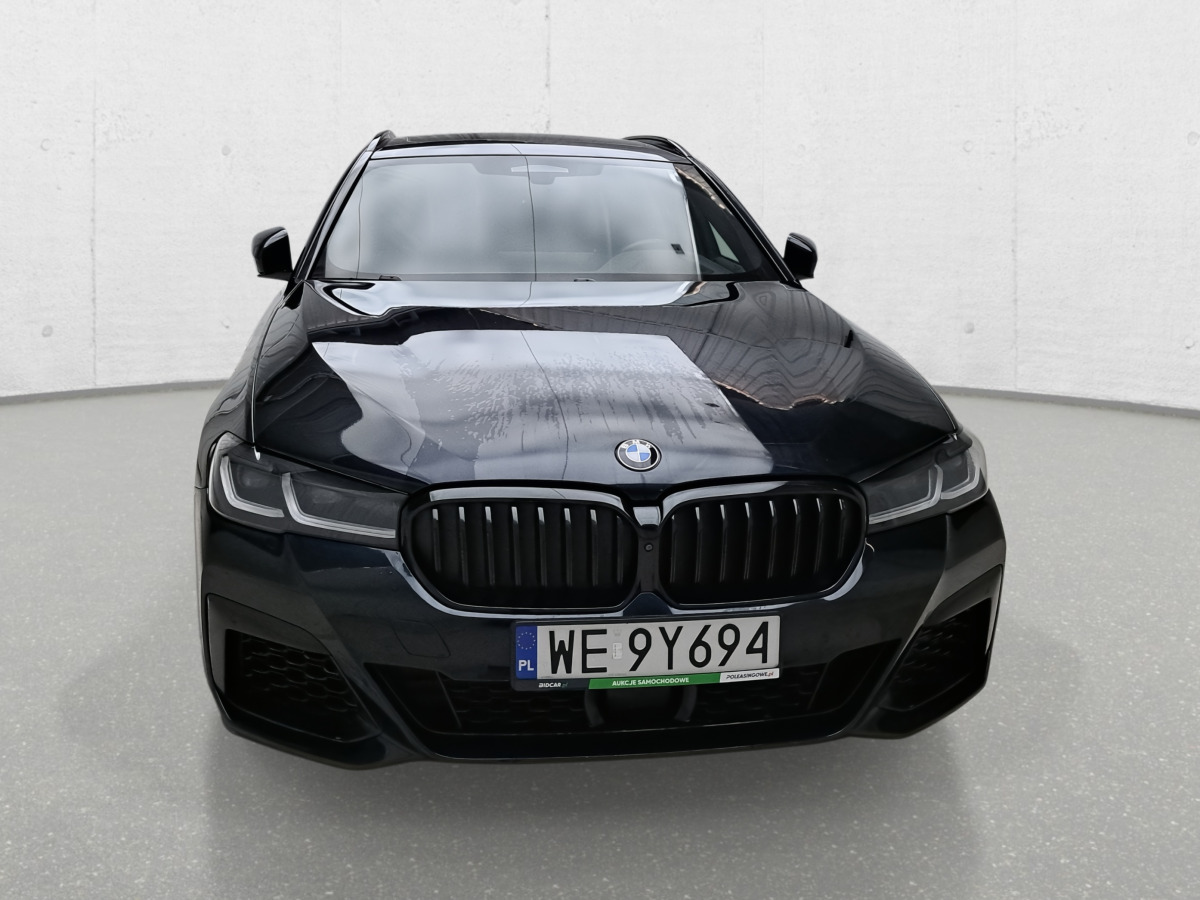 BMW 540I XDRIVE KOMBI - Autovettura: foto 3 BMW 540I XDRIVE KOMBI - Autovettura: foto 3