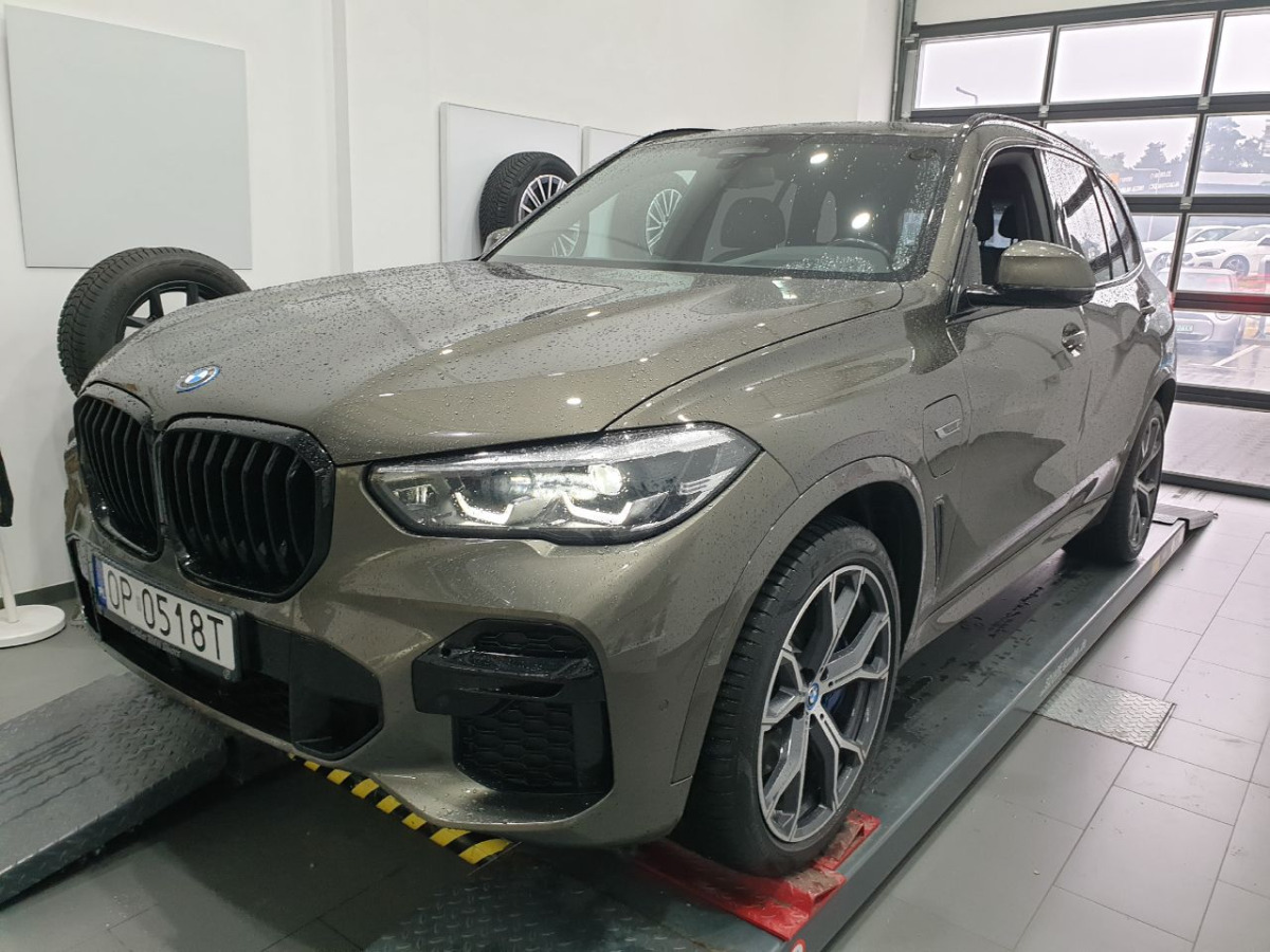 BMW X5 xDrive45e aut SUV - SUV/ Fuoristrada: foto 2 BMW X5 xDrive45e aut SUV - SUV/ Fuoristrada: foto 2