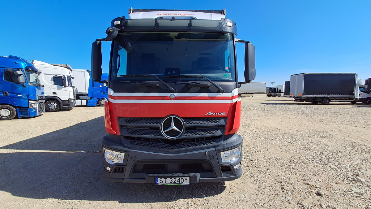 MERCEDES BENZ ANTOS SOLÓWKA Z WINDĄ - Camion: foto 3 MERCEDES BENZ ANTOS SOLÓWKA Z WINDĄ - Camion: foto 3