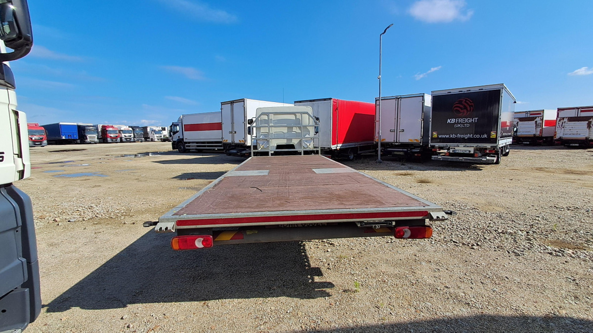 DAF LF230 FA 108/ZPL + NACZEPA REDOS - Autocarro con pianale/ Cassone fisso: foto 4 DAF LF230 FA 108/ZPL + NACZEPA REDOS - Autocarro con pianale/ Cassone fisso: foto 4