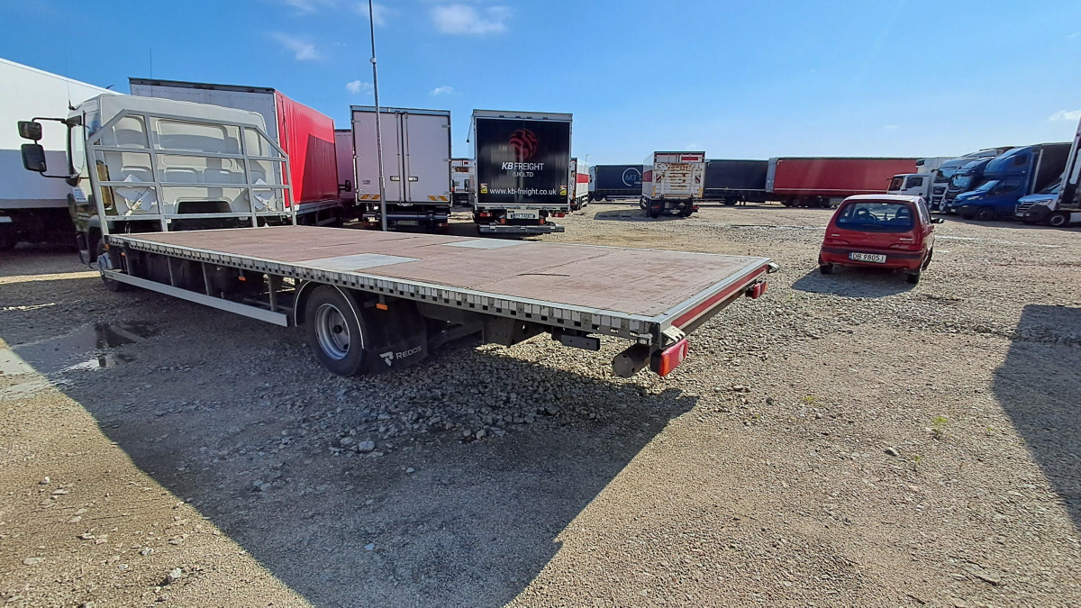 DAF LF230 FA 108/ZPL + NACZEPA REDOS - Autocarro con pianale/ Cassone fisso: foto 5 DAF LF230 FA 108/ZPL + NACZEPA REDOS - Autocarro con pianale/ Cassone fisso: foto 5