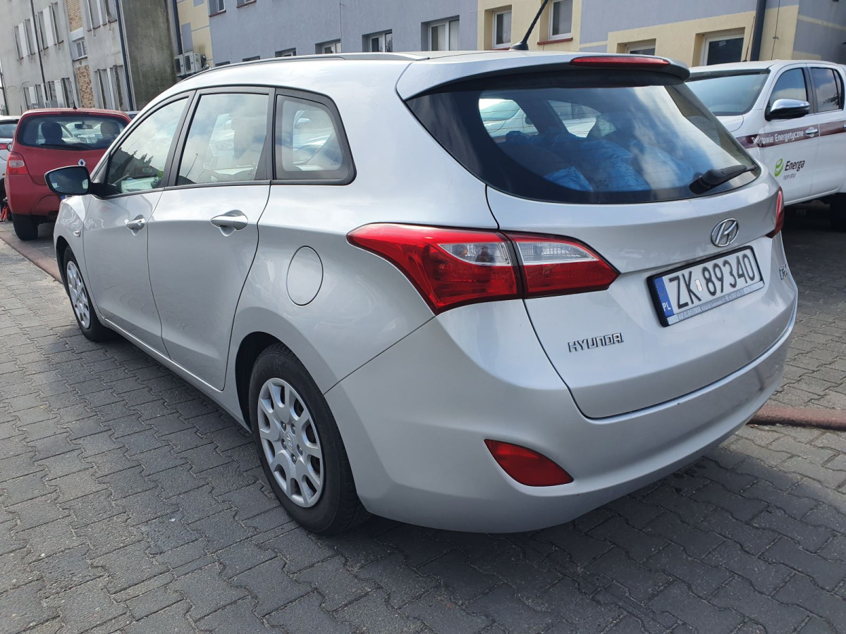 HYUNDAI I30 KOMBI - Autovettura: foto 4 HYUNDAI I30 KOMBI - Autovettura: foto 4