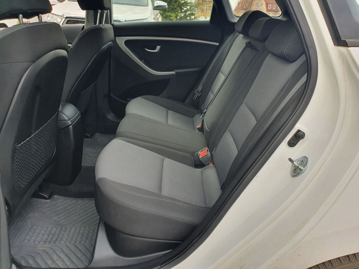 HYUNDAI I30 KOMBI - Autovettura: foto 5 HYUNDAI I30 KOMBI - Autovettura: foto 5