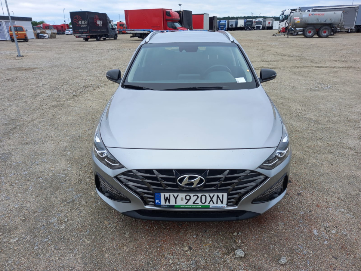 HYUNDAI I30 KOMBI - Autovettura: foto 2 HYUNDAI I30 KOMBI - Autovettura: foto 2