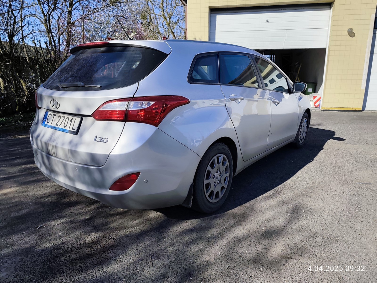 HYUNDAI I30 KOMBI - Autovettura: foto 4 HYUNDAI I30 KOMBI - Autovettura: foto 4
