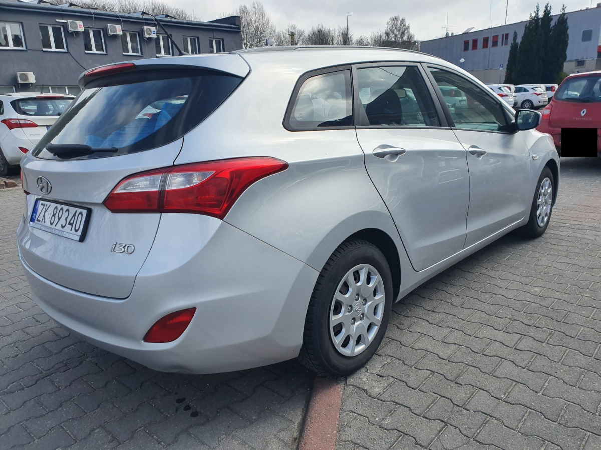 HYUNDAI I30 KOMBI - Autovettura: foto 3 HYUNDAI I30 KOMBI - Autovettura: foto 3