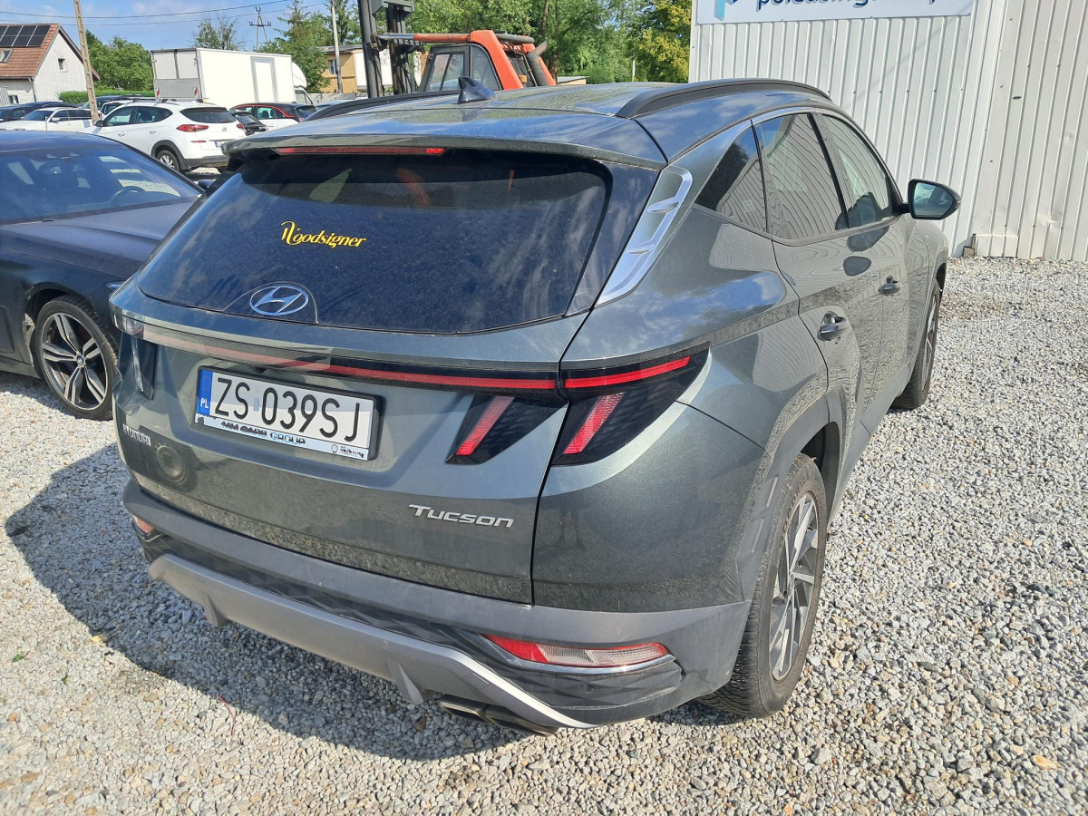 HYUNDAI TUCSON SUV - SUV/ Fuoristrada: foto 4 HYUNDAI TUCSON SUV - SUV/ Fuoristrada: foto 4
