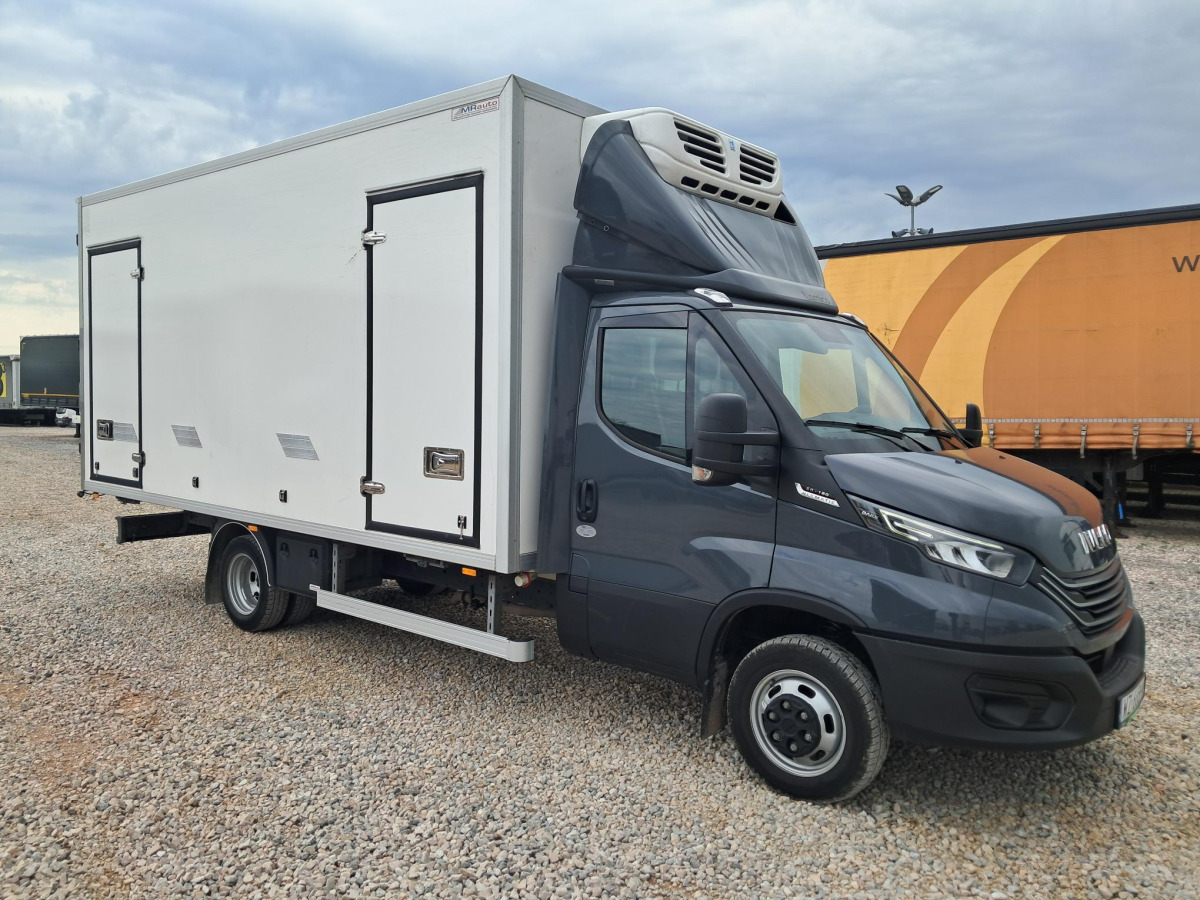 IVECO DAILY 50C18 CHŁODNIA/IZOTERMA - Furgone frigo: foto 1 IVECO DAILY 50C18 CHŁODNIA/IZOTERMA - Furgone frigo: foto 1