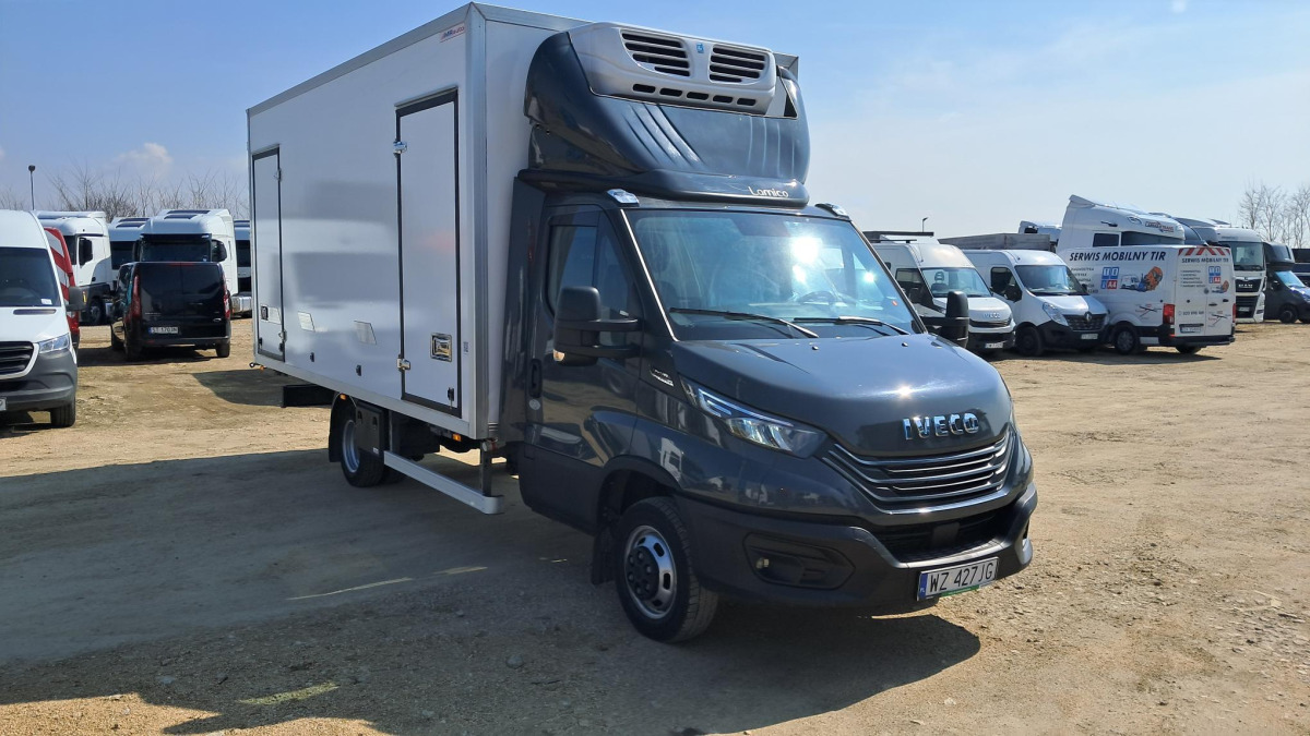 IVECO DAILY 50C18 CHŁODNIA Z AGREGATEM - Autocarro frigorifero: foto 1 IVECO DAILY 50C18 CHŁODNIA Z AGREGATEM - Autocarro frigorifero: foto 1