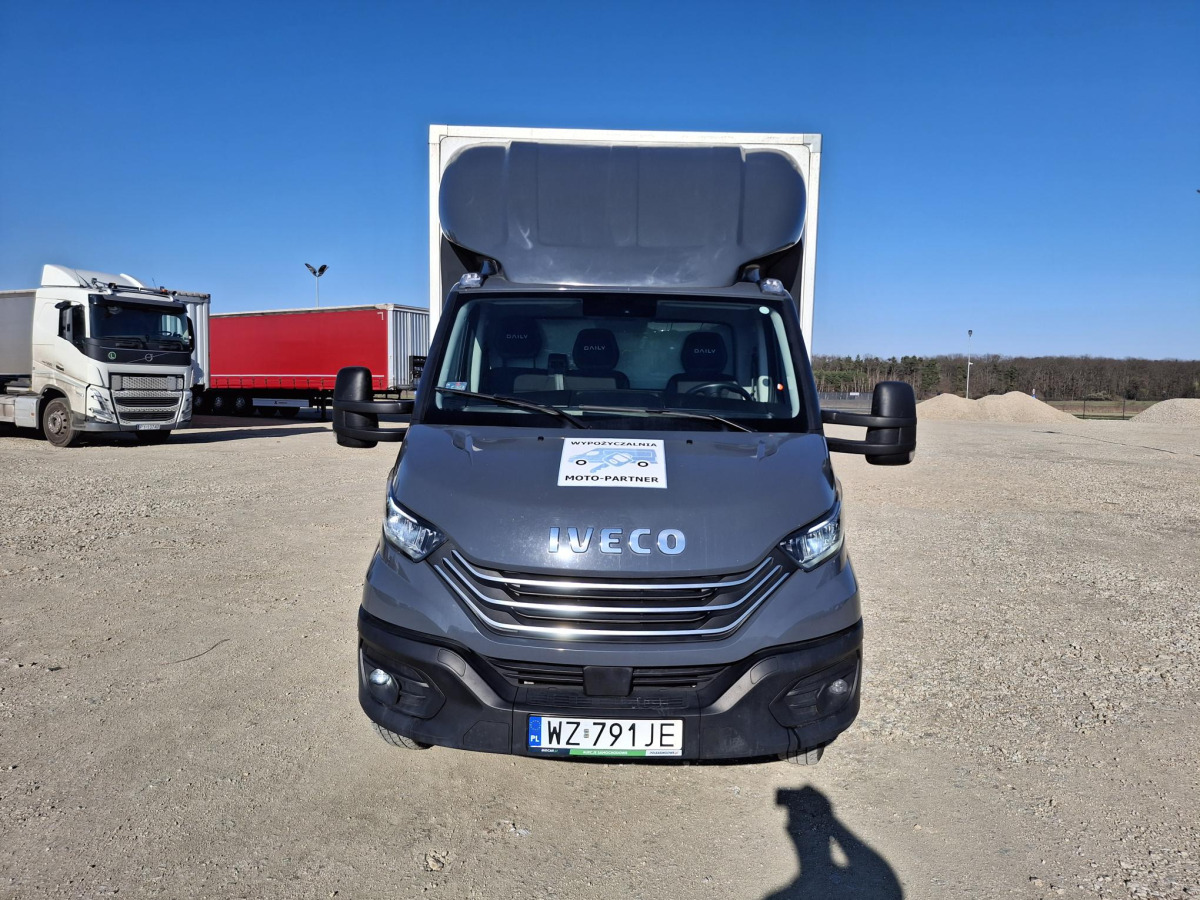 IVECO DAILY 50C18 KONTENER Z WINDĄ - Autocarro furgonato: foto 3 IVECO DAILY 50C18 KONTENER Z WINDĄ - Autocarro furgonato: foto 3