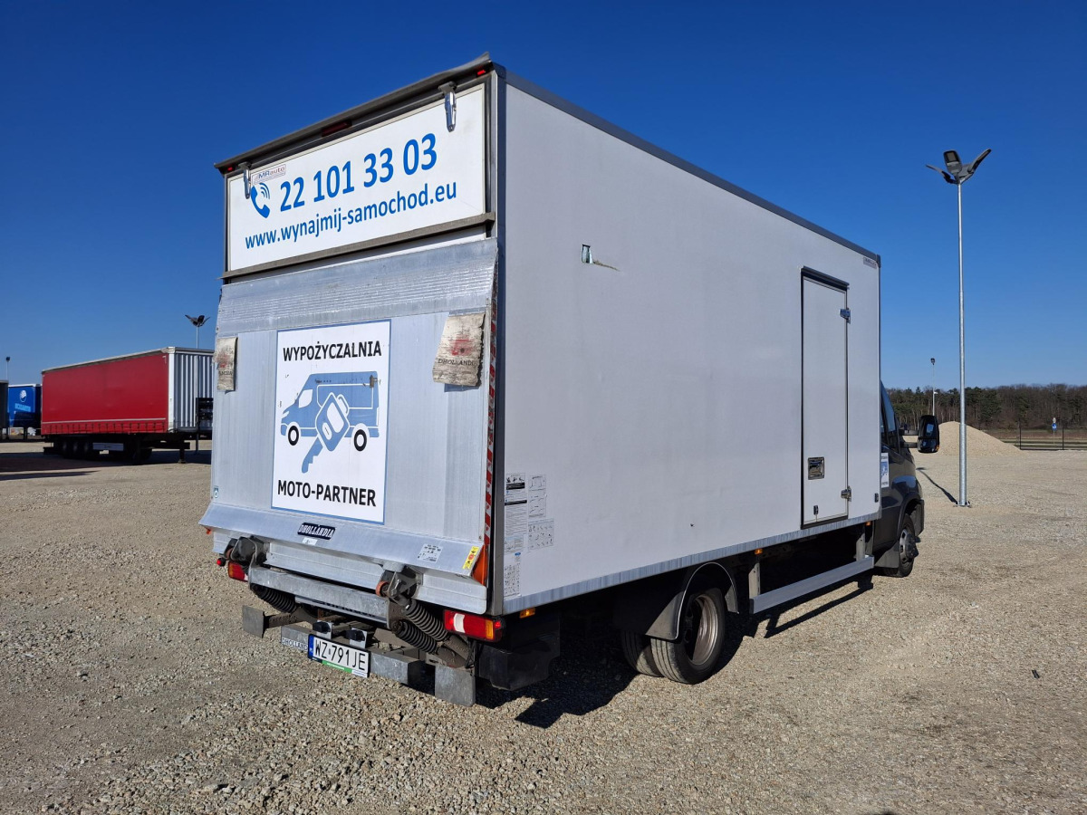 IVECO DAILY 50C18 KONTENER Z WINDĄ - Autocarro furgonato: foto 5 IVECO DAILY 50C18 KONTENER Z WINDĄ - Autocarro furgonato: foto 5