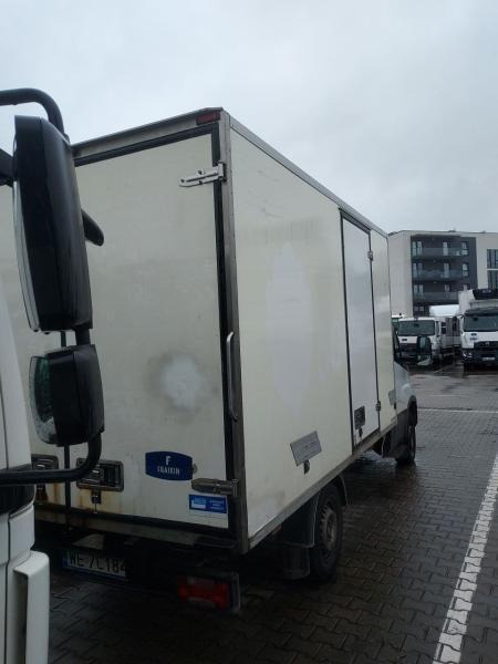 IVECO DAILY CHŁODNIA/IZOTERMA - Furgone frigo: foto 4 IVECO DAILY CHŁODNIA/IZOTERMA - Furgone frigo: foto 4