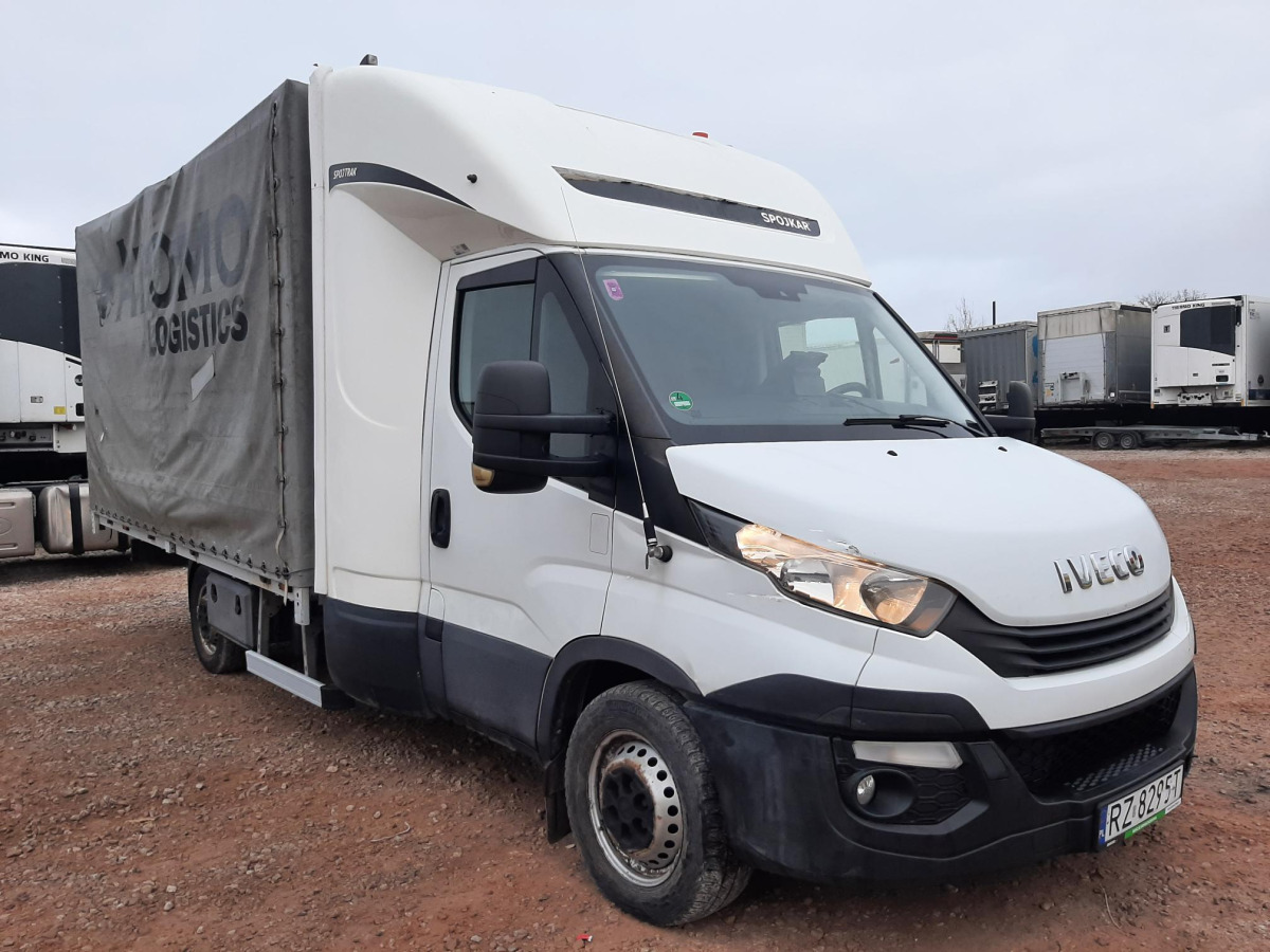 IVECO DAILY PLANDEKA - Furgone centinato: foto 1 IVECO DAILY PLANDEKA - Furgone centinato: foto 1