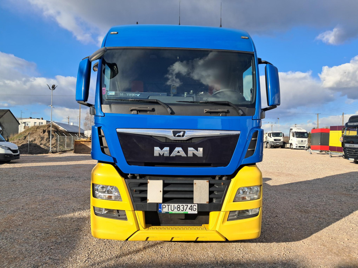 MAN TGX 26.460 BDF - Autocarro portacontainer/ Caisse interchangeable: foto 2 MAN TGX 26.460 BDF - Autocarro portacontainer/ Caisse interchangeable: foto 2