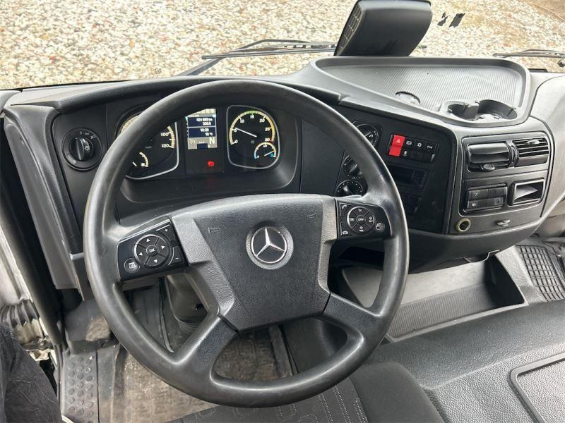 MERCEDES BENZ ATEGO CHŁODNIA Z AGREGATEM - Autocarro frigorifero: foto 5 MERCEDES BENZ ATEGO CHŁODNIA Z AGREGATEM - Autocarro frigorifero: foto 5