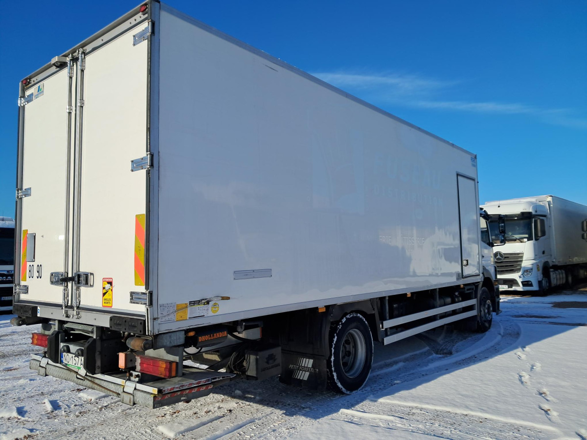 MERCEDES BENZ AXOR CHŁODNIA Z AGREGATEM - Autocarro frigorifero: foto 5 MERCEDES BENZ AXOR CHŁODNIA Z AGREGATEM - Autocarro frigorifero: foto 5