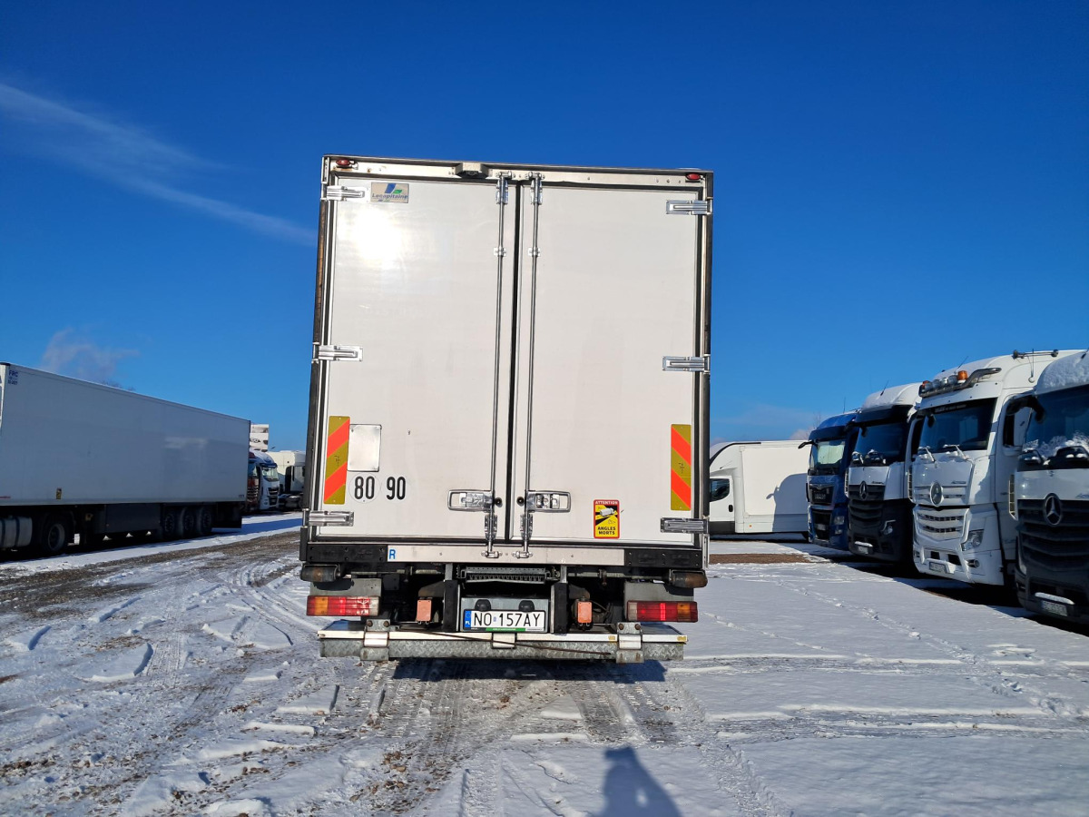 MERCEDES BENZ AXOR CHŁODNIA Z AGREGATEM - Autocarro frigorifero: foto 4 MERCEDES BENZ AXOR CHŁODNIA Z AGREGATEM - Autocarro frigorifero: foto 4