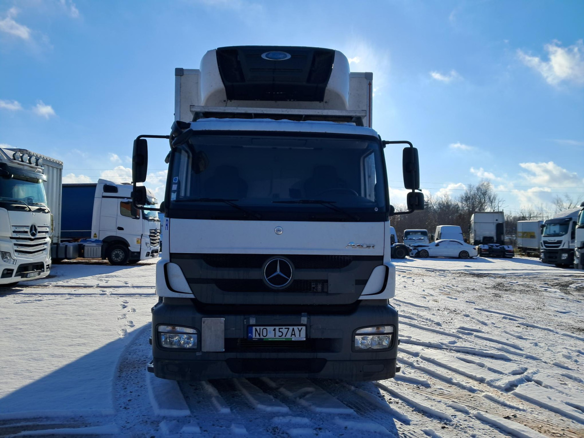 MERCEDES BENZ AXOR CHŁODNIA Z AGREGATEM - Autocarro frigorifero: foto 3 MERCEDES BENZ AXOR CHŁODNIA Z AGREGATEM - Autocarro frigorifero: foto 3
