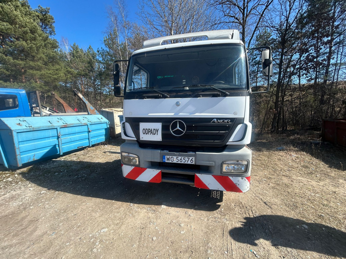 MERCEDES BENZ AXOR HAKOWIEC - Autocarro scarrabile: foto 3 MERCEDES BENZ AXOR HAKOWIEC - Autocarro scarrabile: foto 3