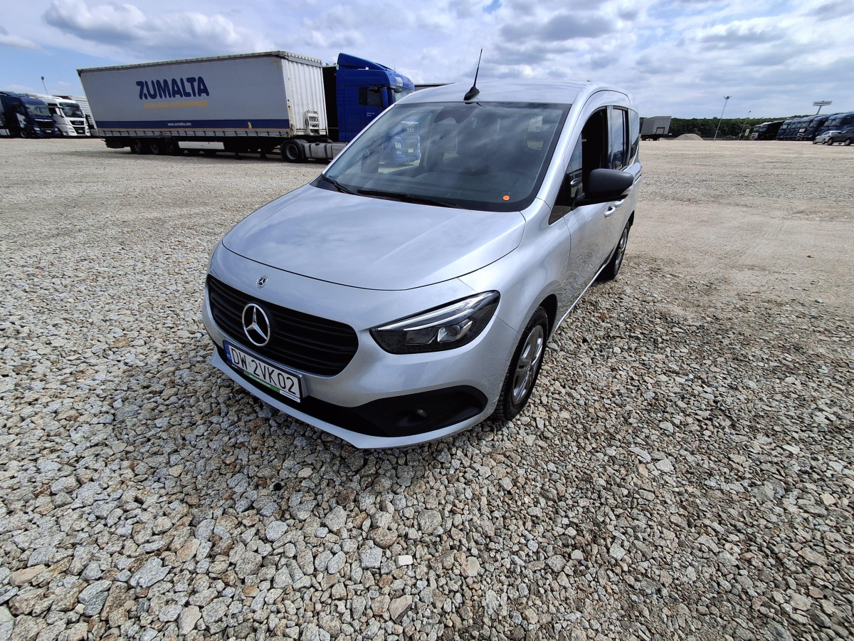 MERCEDES BENZ CITAN MINIVAN - Autovettura: foto 3 MERCEDES BENZ CITAN MINIVAN - Autovettura: foto 3