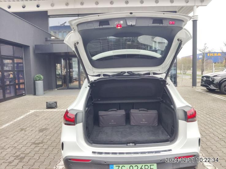 SUV/ Fuoristrada MERCEDES BENZ EQA 350 4MATIC SUV: foto 8