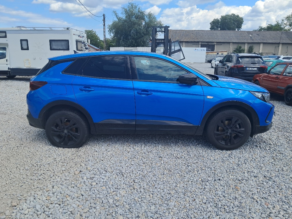 OPEL GRANDLAND SUV - SUV/ Fuoristrada: foto 5 OPEL GRANDLAND SUV - SUV/ Fuoristrada: foto 5