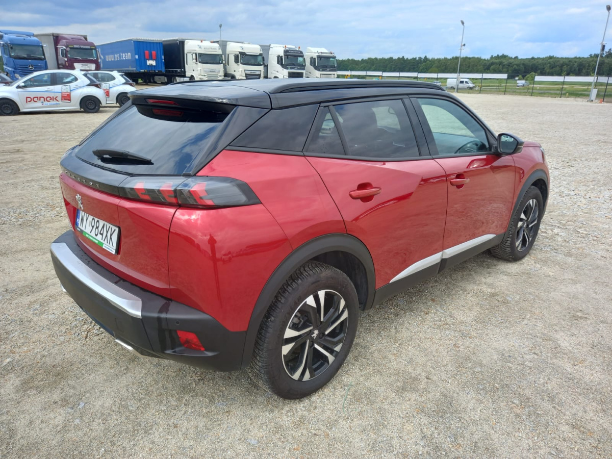 PEUGEOT 2008 SUV - SUV/ Fuoristrada: foto 5 PEUGEOT 2008 SUV - SUV/ Fuoristrada: foto 5