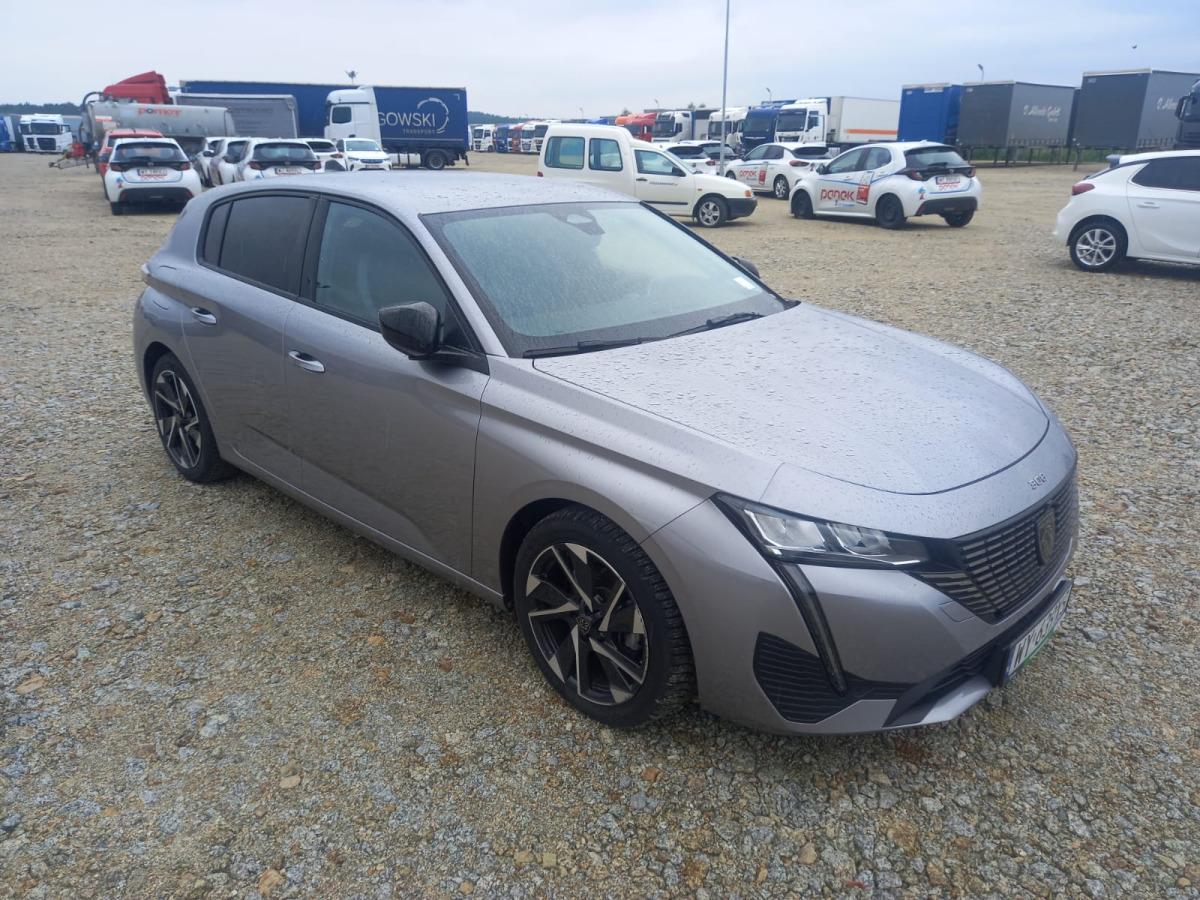 PEUGEOT 308 HATCHBACK - Hatchback: foto 1 PEUGEOT 308 HATCHBACK - Hatchback: foto 1