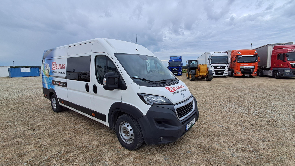 PEUGEOT BOXER BRYGADÓWKA - Furgone doppia cabina: foto 1 PEUGEOT BOXER BRYGADÓWKA - Furgone doppia cabina: foto 1