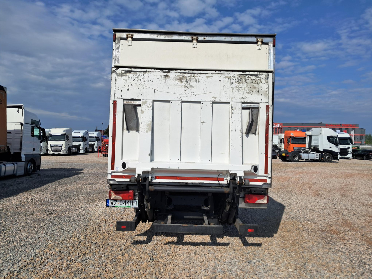 SCANIA P250 IZOTERMICZNY - Autocarro cella isotermica: foto 5 SCANIA P250 IZOTERMICZNY - Autocarro cella isotermica: foto 5