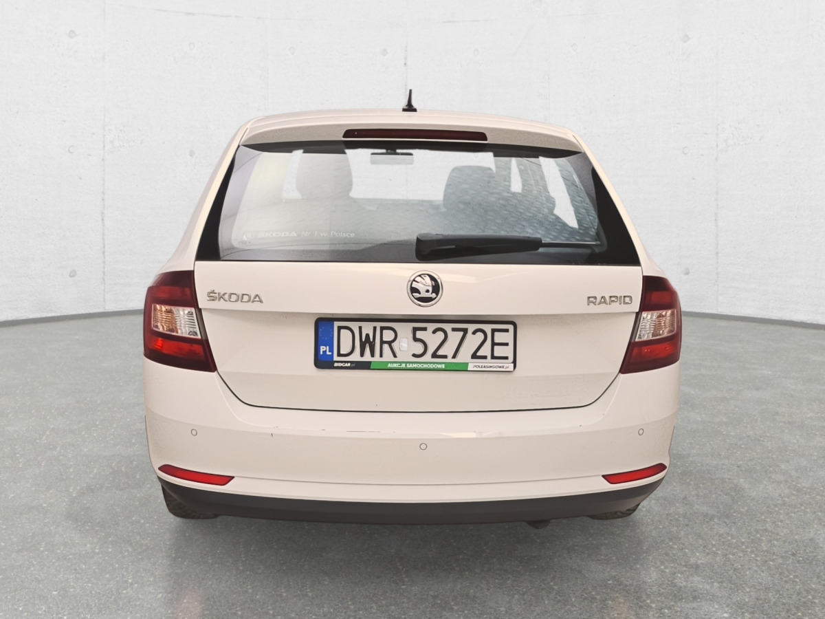 Berlina SKODA RAPID SEDAN: foto 7