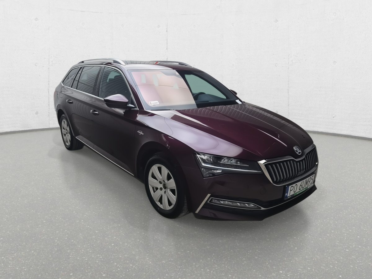 SKODA SUPERB KOMBI - Autovettura: foto 2 SKODA SUPERB KOMBI - Autovettura: foto 2