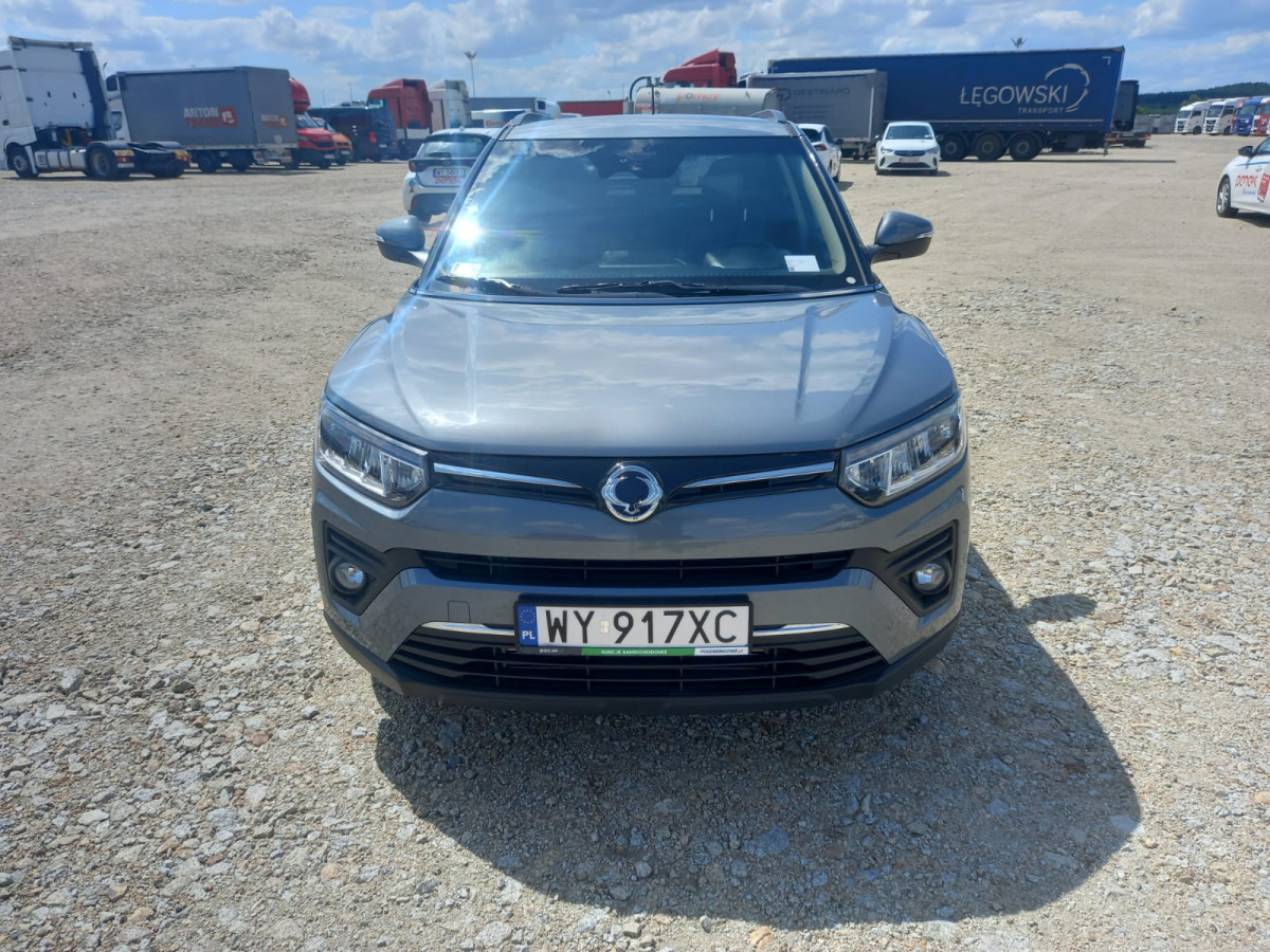 SSANGYONG TIVOLI SUV - SUV/ Fuoristrada: foto 2 SSANGYONG TIVOLI SUV - SUV/ Fuoristrada: foto 2