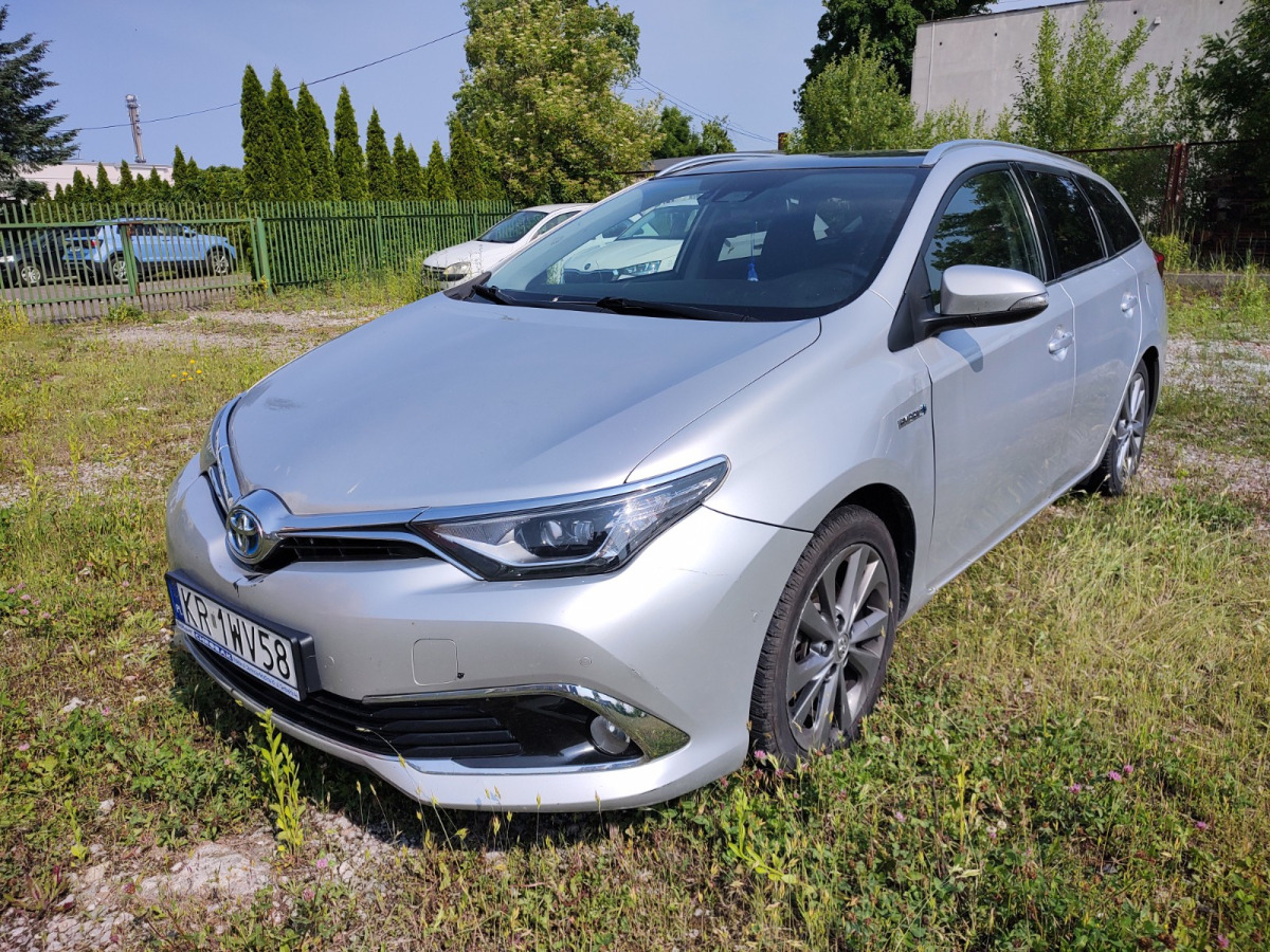 TOYOTA AURIS KOMBI - Autovettura: foto 3 TOYOTA AURIS KOMBI - Autovettura: foto 3
