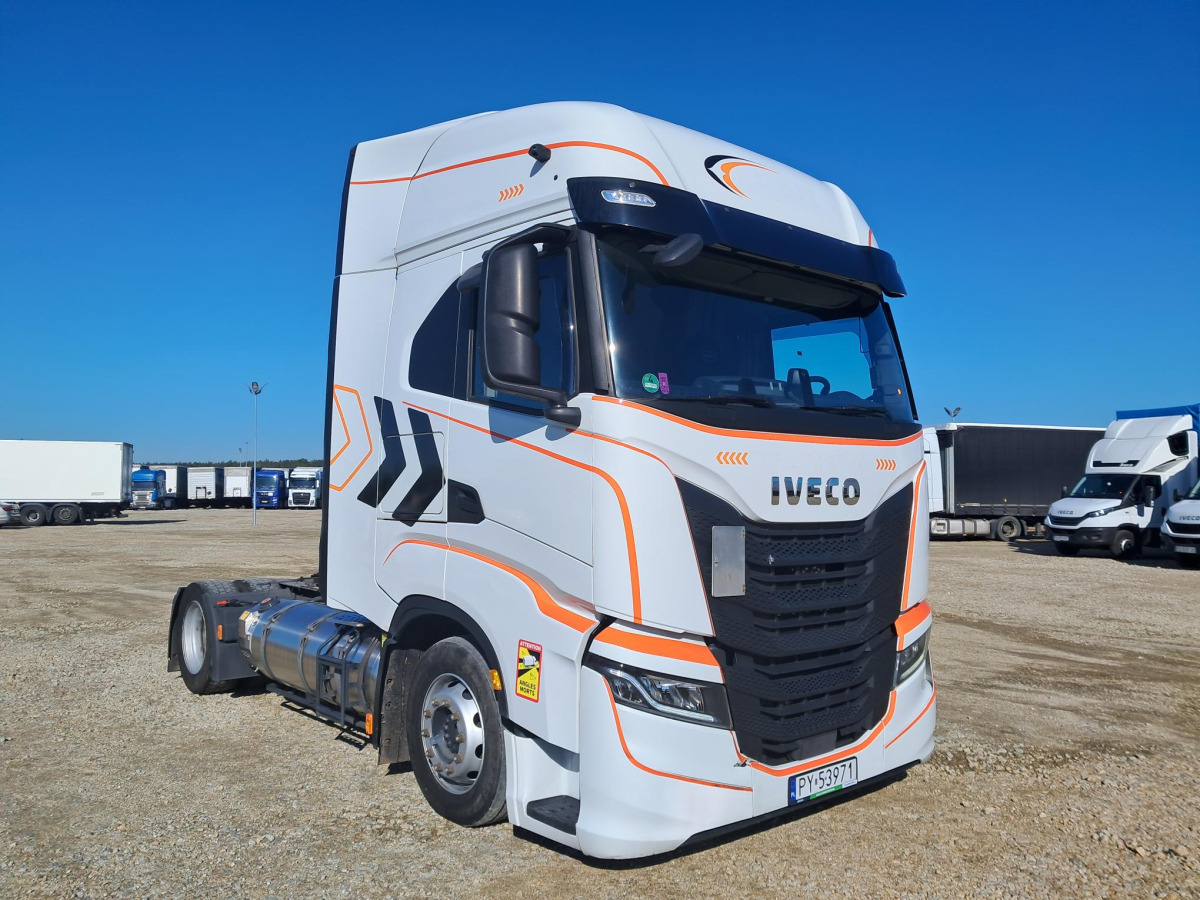 IVECO AS440ST/FP LT LNG CIĄGNIK SIODŁOWY - Trattore stradale: foto 1 IVECO AS440ST/FP LT LNG CIĄGNIK SIODŁOWY - Trattore stradale: foto 1