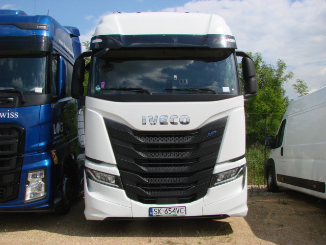 IVECO AS440ST/FP LT LNG CIĄGNIK SIODŁOWY - Trattore stradale: foto 2 IVECO AS440ST/FP LT LNG CIĄGNIK SIODŁOWY - Trattore stradale: foto 2