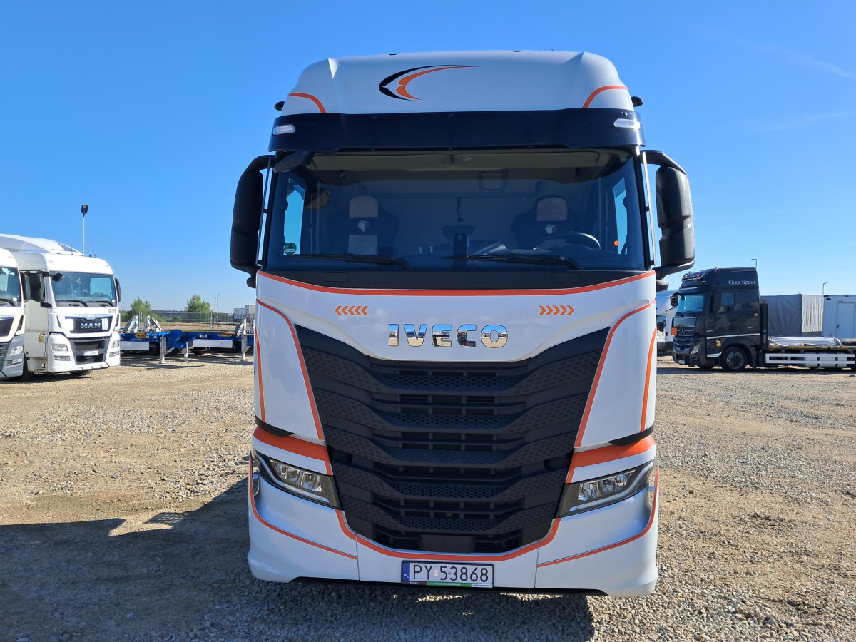 IVECO AS440ST/FP LT LNG CIĄGNIK SIODŁOWY - Trattore stradale: foto 2 IVECO AS440ST/FP LT LNG CIĄGNIK SIODŁOWY - Trattore stradale: foto 2