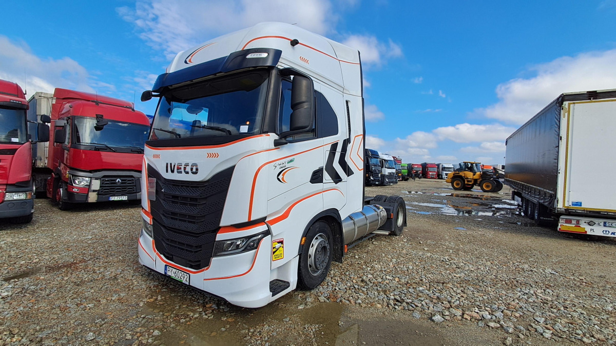 IVECO AS440ST/FP LT LNG CIĄGNIK SIODŁOWY - Trattore stradale: foto 3 IVECO AS440ST/FP LT LNG CIĄGNIK SIODŁOWY - Trattore stradale: foto 3