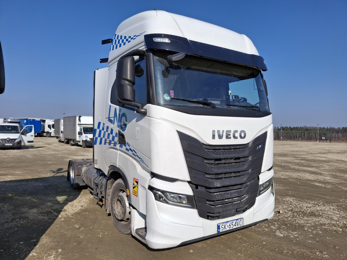 IVECO AS440ST/FP LT LNG CIĄGNIK SIODŁOWY - Trattore stradale: foto 1 IVECO AS440ST/FP LT LNG CIĄGNIK SIODŁOWY - Trattore stradale: foto 1