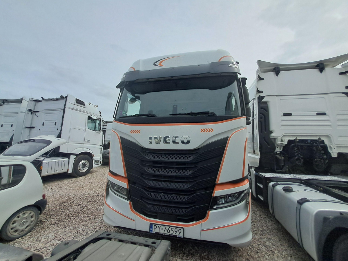 IVECO AS440ST/FP LT LNG CIĄGNIK SIODŁOWY - Trattore stradale: foto 2 IVECO AS440ST/FP LT LNG CIĄGNIK SIODŁOWY - Trattore stradale: foto 2