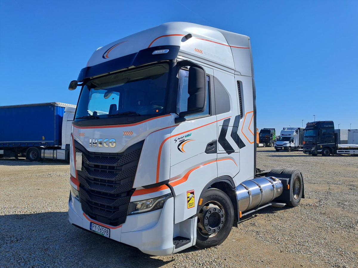 IVECO AS440ST/FP LT LNG CIĄGNIK SIODŁOWY - Trattore stradale: foto 3 IVECO AS440ST/FP LT LNG CIĄGNIK SIODŁOWY - Trattore stradale: foto 3