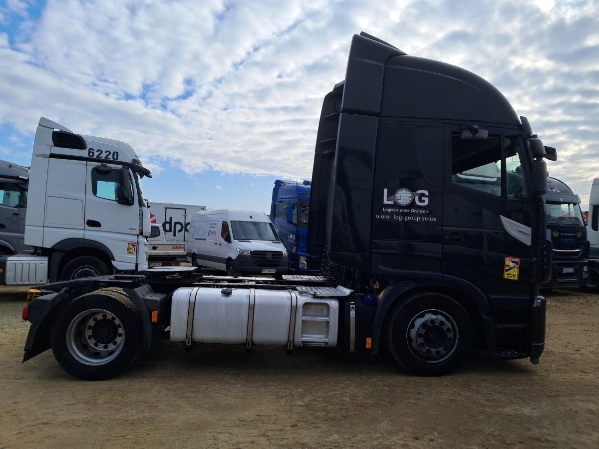IVECO AS440T CIĄGNIK SIODŁOWY - Trattore stradale: foto 4 IVECO AS440T CIĄGNIK SIODŁOWY - Trattore stradale: foto 4
