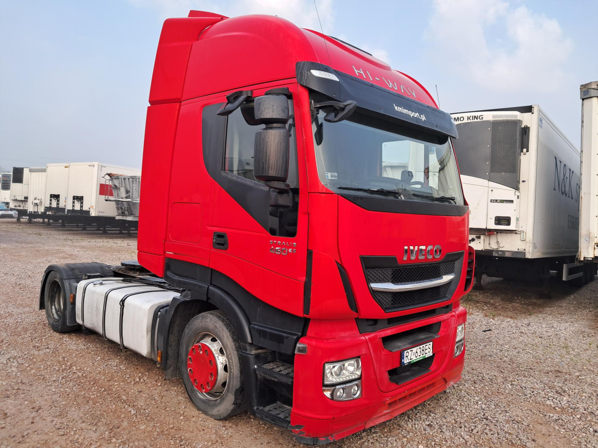 IVECO AS440T/FP-LT CIĄGNIK SIODŁOWY - Trattore stradale: foto 1 IVECO AS440T/FP-LT CIĄGNIK SIODŁOWY - Trattore stradale: foto 1