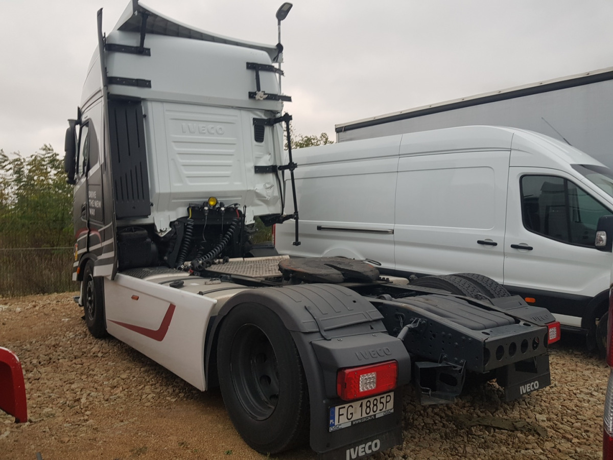 IVECO S-WAY CIĄGNIK SIODŁOWY - Trattore stradale: foto 3 IVECO S-WAY CIĄGNIK SIODŁOWY - Trattore stradale: foto 3