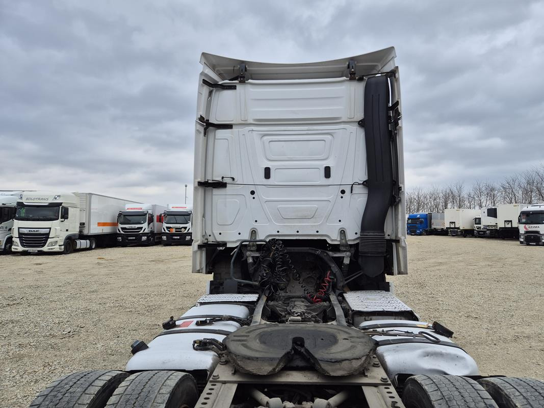 MERCEDES BENZ ACTROS 1845 CIĄGNIK SIODŁOWY - Trattore stradale: foto 5 MERCEDES BENZ ACTROS 1845 CIĄGNIK SIODŁOWY - Trattore stradale: foto 5