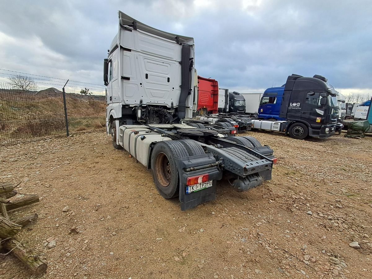 MERCEDES BENZ ACTROS CIĄGNIK SIODŁOWY - Trattore stradale: foto 4 MERCEDES BENZ ACTROS CIĄGNIK SIODŁOWY - Trattore stradale: foto 4