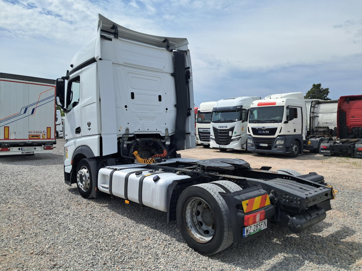 MERCEDES BENZ ACTROS CIĄGNIK SIODŁOWY - Trattore stradale: foto 4 MERCEDES BENZ ACTROS CIĄGNIK SIODŁOWY - Trattore stradale: foto 4