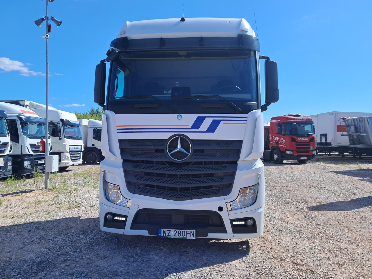 MERCEDES BENZ ACTROS CIĄGNIK SIODŁOWY - Trattore stradale: foto 2 MERCEDES BENZ ACTROS CIĄGNIK SIODŁOWY - Trattore stradale: foto 2